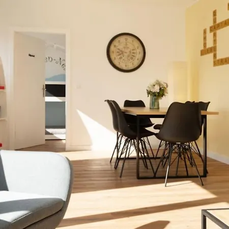 Captains Quarters 2 In *